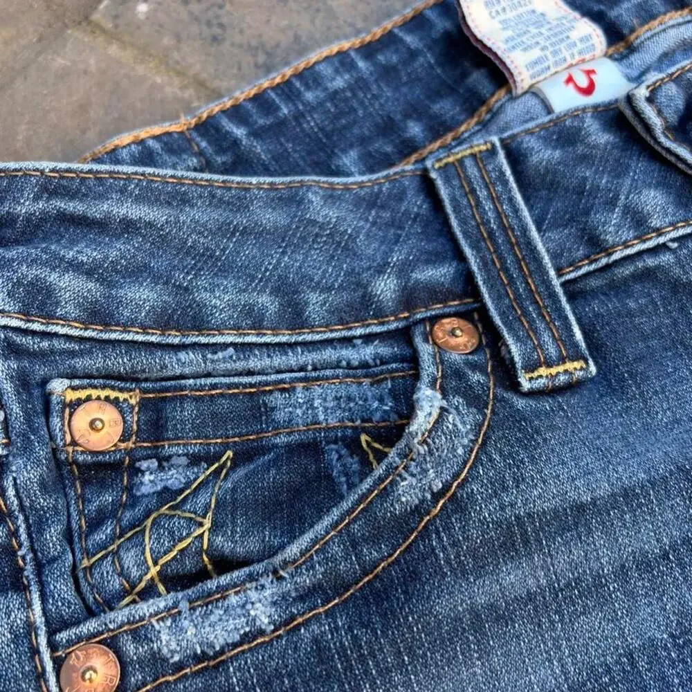Classic true religion denim featuring